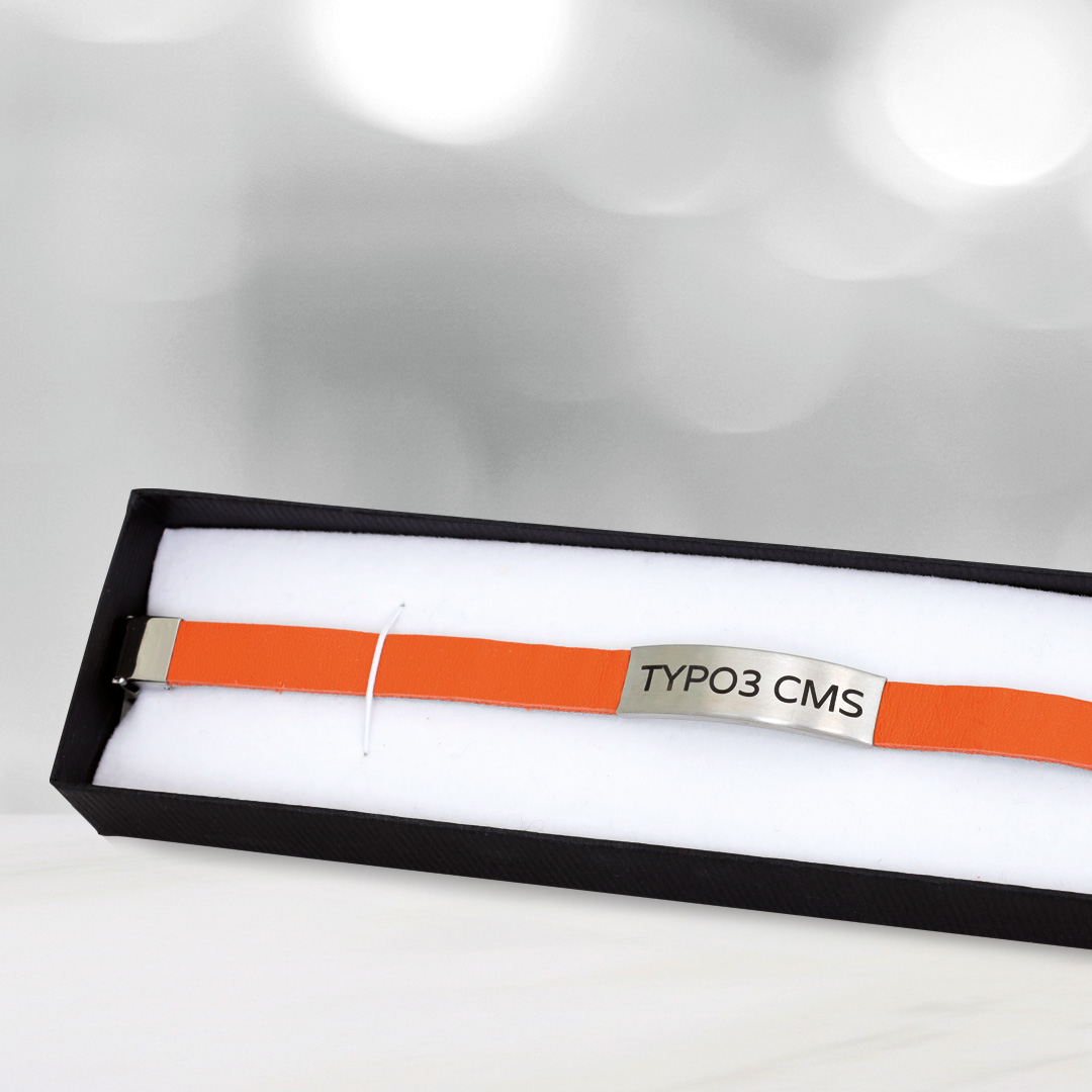 TYPO3 Leather Bracelet (orange)